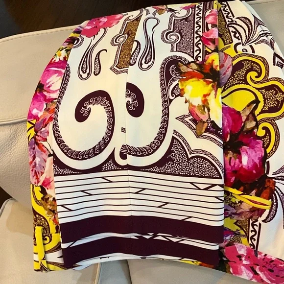 NWOT Etro Pants with Floral and Geometric Design - Picture 2 of 6